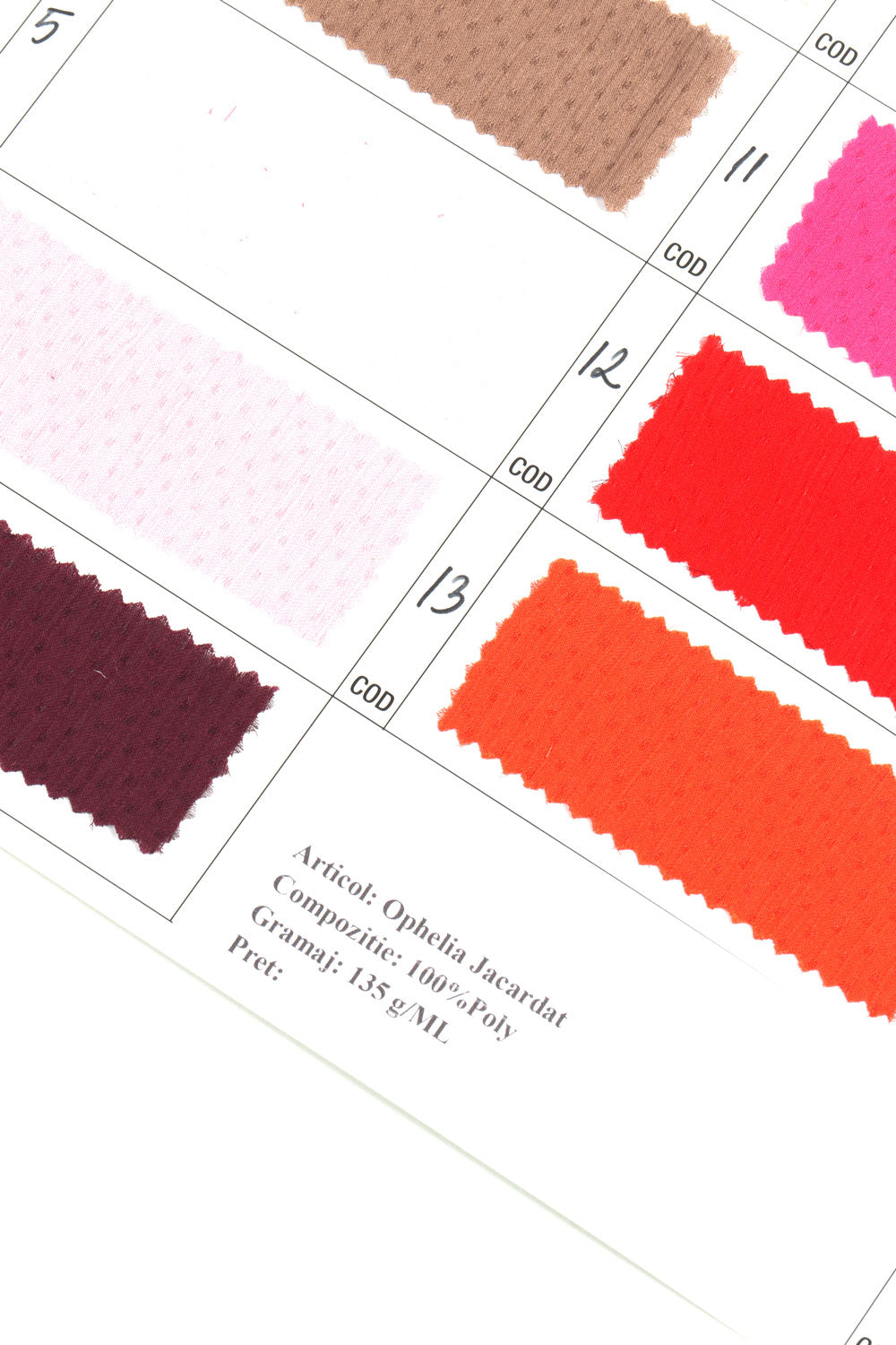 ОФЕЛИЯ ЖАКАРДАТ