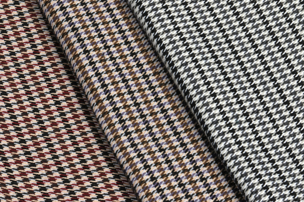 АЙРИС ЖАКАРД